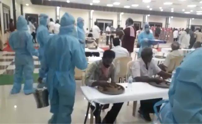 CATERING-WITH-PPE-KITS