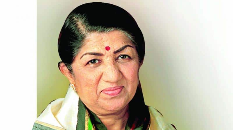 Impressed LathaMangeshkar applauds a New Singer