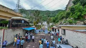 9-DIED-IN-SRISAILAM-FIRE-ACCIDENT
