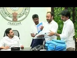 AP-COLLEGES-REOPEN-OCTOBER-15