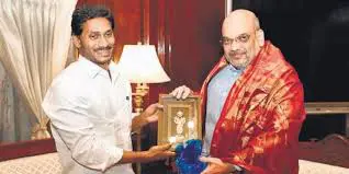 AP-CM-MEETS-AMIT-SHAH