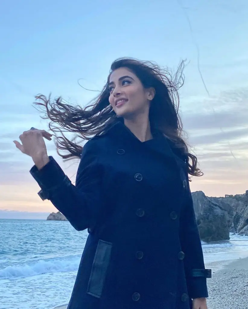 PoojaHegde About TeluguMovieIndustry