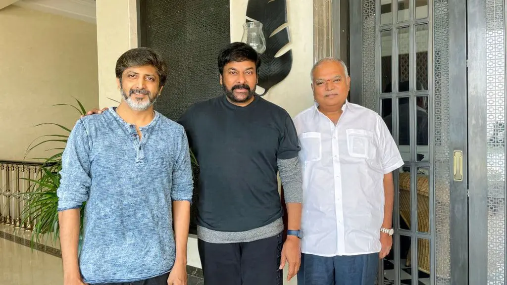 HanumanJankshan MovieDirectorWith Chiranjeevi