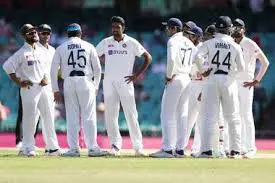 INDIA-CHASING-407-RUNS-THIRD-TEST