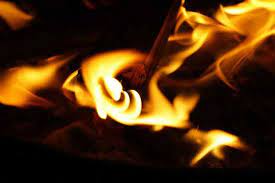 700-HUTS-BURNT-IN-GURGAON