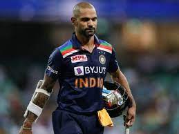 DHAWAN-TEAM-REACHES-COLOMBO-FOR-SRILANKA-SERIES