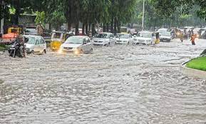 ANDHRAPRADESH-GETS-HEAVY-RAINFALL-SAYS-WATHER-FORECAST-DEPARTMENT