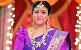 BHAGYAM-HELPED-BONECANCER-CHILD-WITH-BIGGBOSS-REMUNERATION