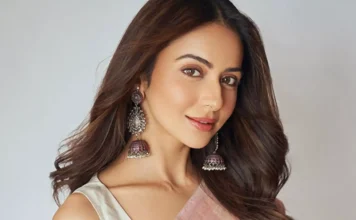 భర్తపై ఫేక్ న్యూస్.. ట్రోలర్స్పై రకుల్ ఫైర్!